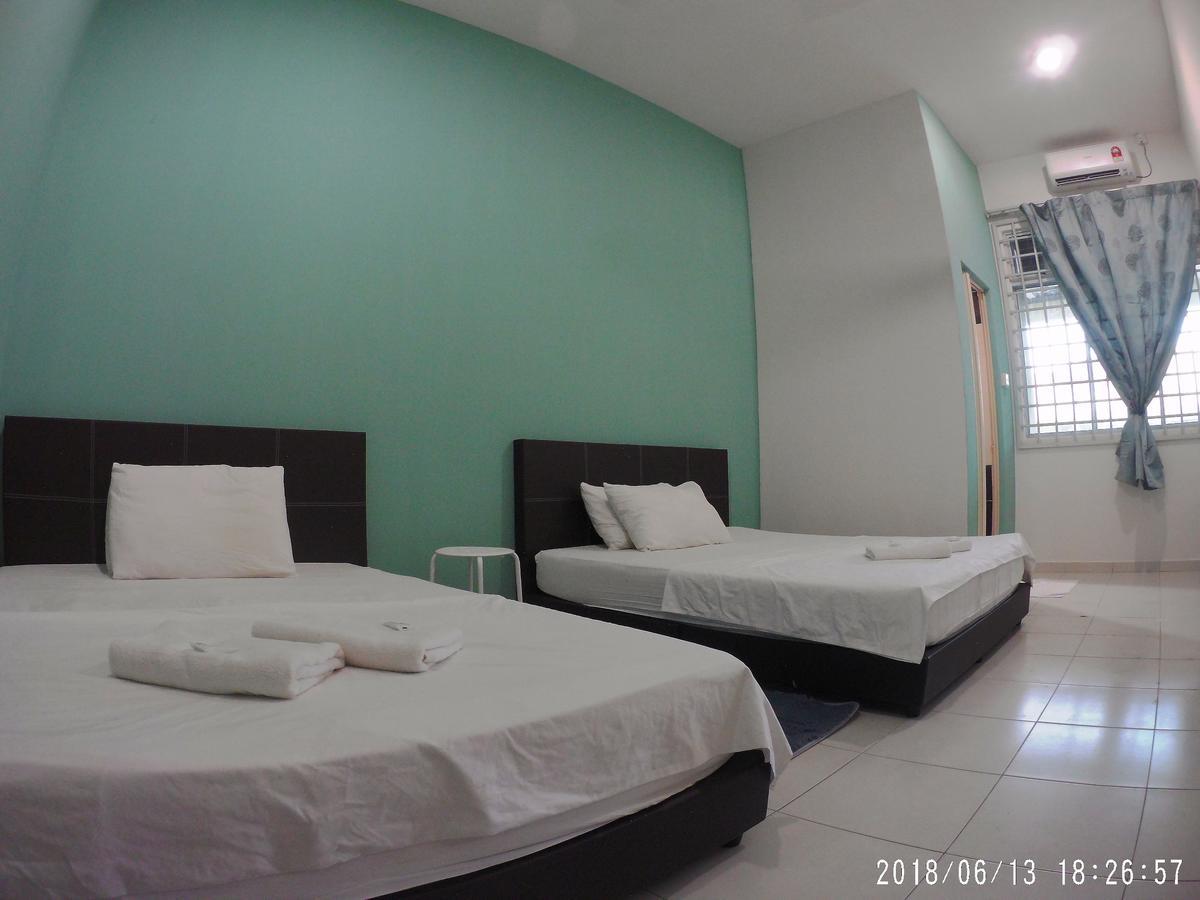 Promenade Homestay Dungun Exterior photo