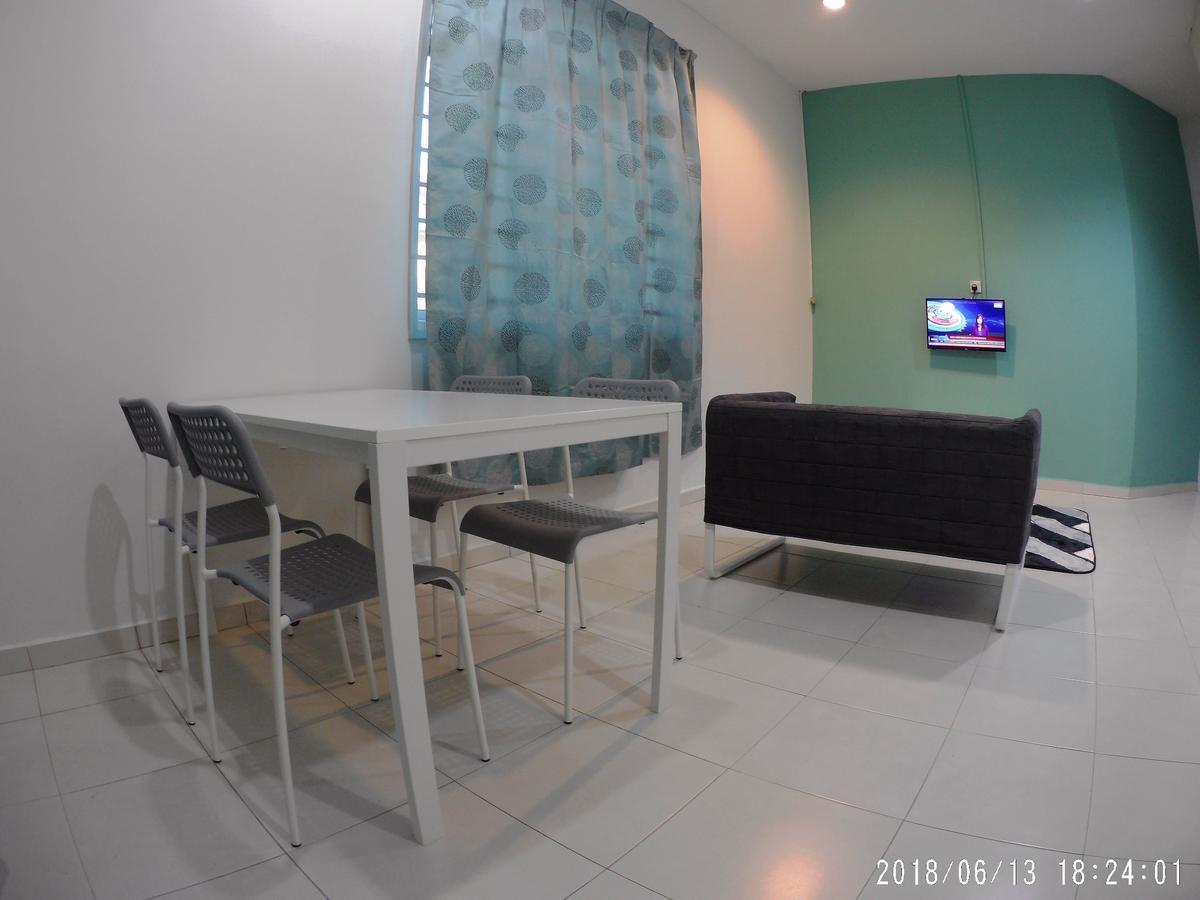 Promenade Homestay Dungun Exterior photo